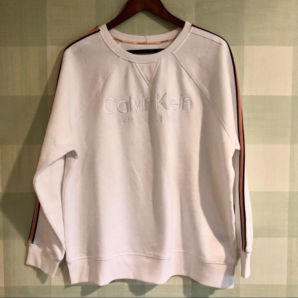 NWT - White CK Sweater 🤍